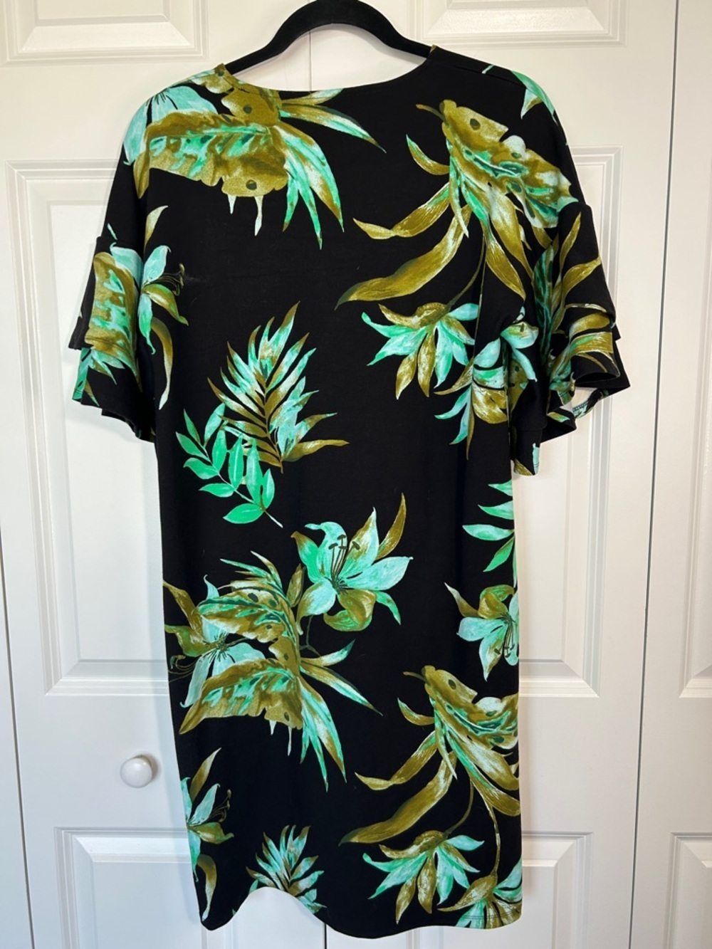 Lauren Ralph Lauren Black Dress with Green and Gold Leaf Print Size Medium - Picture 6 of 6